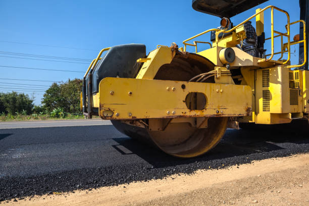 Best Asphalt Driveway Installation  in Gary, IN